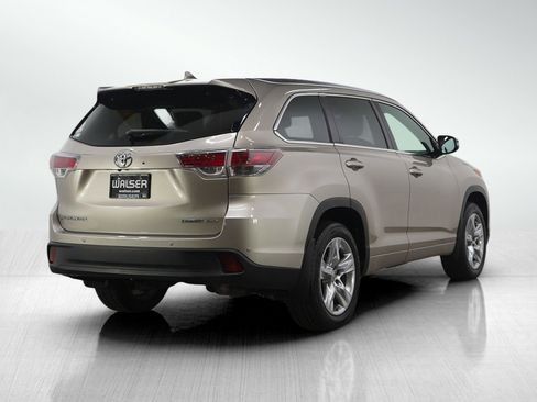 Used 2014 Toyota Highlander Limited image 5