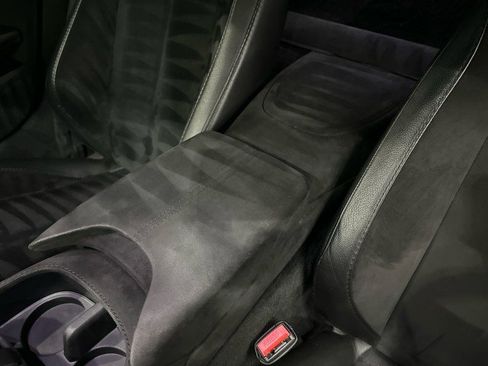 Used 2019 Aston Martin V8 Vantage Coupe RWD image 59