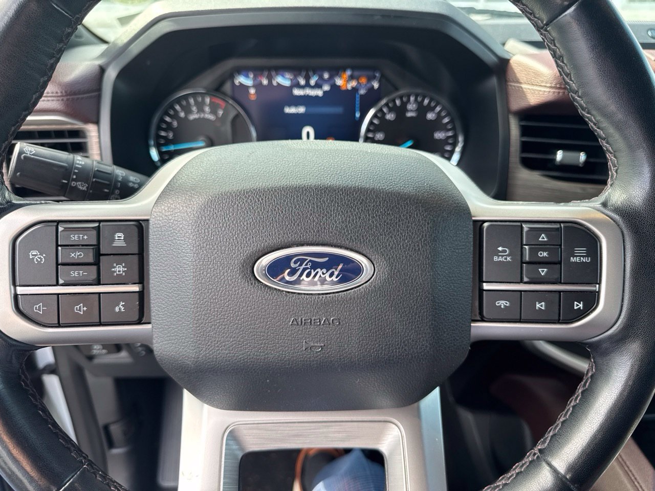Used 2024 Ford Expedition Limited RWD image 8