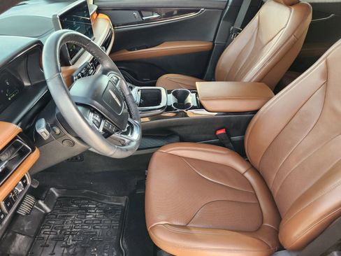 Used 2023 Lincoln Nautilus Reserve image 14