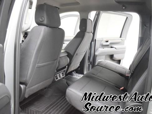 Used 2025 Chevrolet Silverado 2500 LT w/ Convenience Package image 29