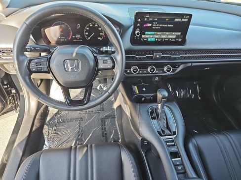 Used 2024 Honda HR-V EX-L image 15
