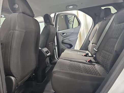 Certified 2024 Chevrolet Equinox LT FWD image 18