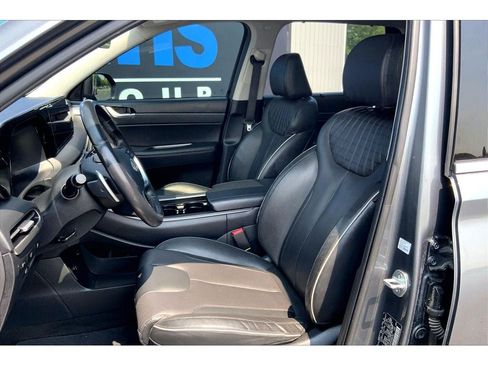 Used 2023 Hyundai Palisade Limited AWD/4WD image 27