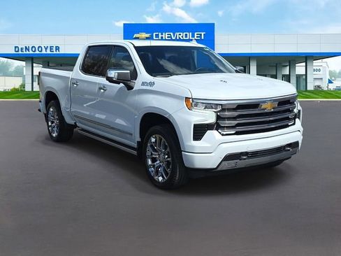 New 2026 Chevrolet Silverado 1500 High Country AWD/4WD image 4
