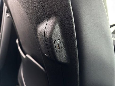 Used 2023 Kia EV6 Wind image 30