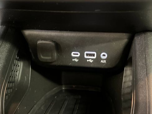 Used 2022 Chevrolet TrailBlazer ACTIV image 28