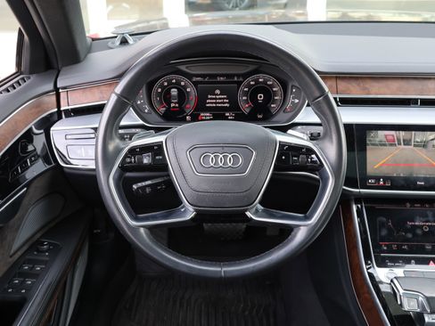 Used 2021 Audi A8 L 4.0T w/ Executive Plus Package image 17