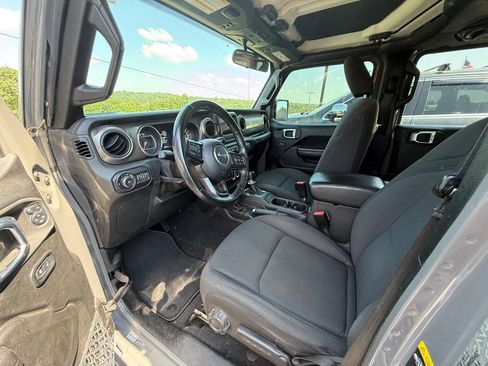 Used 2021 Jeep Wrangler Unlimited Sport AWD/4WD image 5