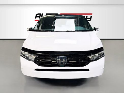 Used 2025 Honda Odyssey EX-L image 2