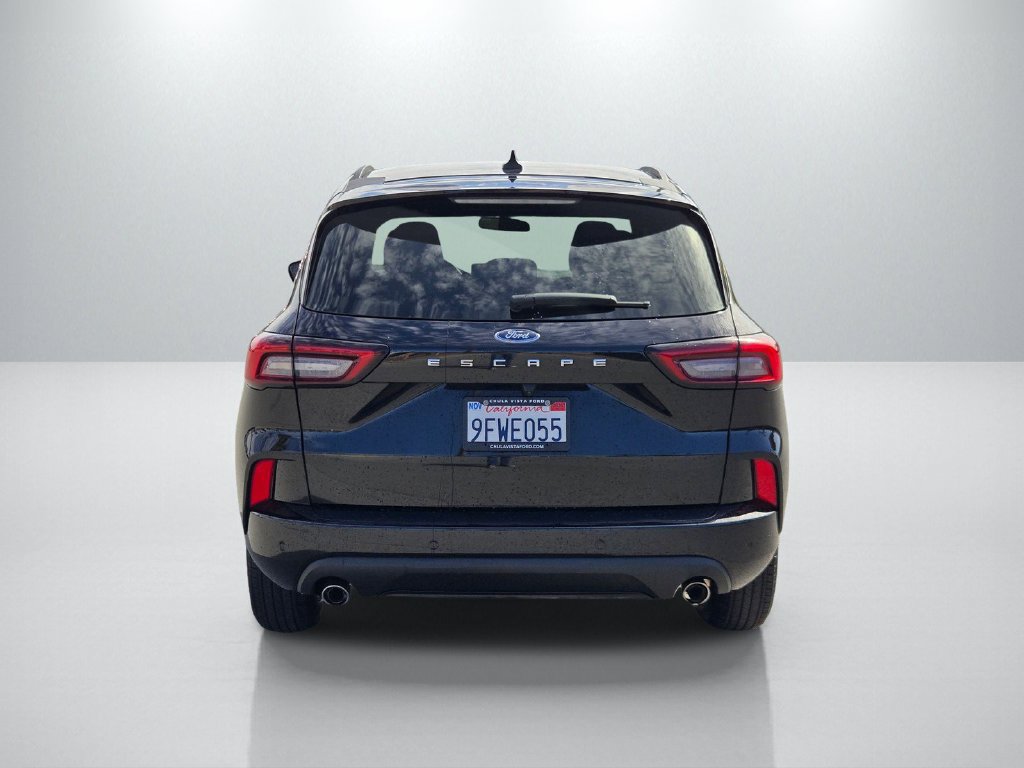 Used 2023 Ford Escape ST-Line w/ Tech Pack #1 FWD image 5