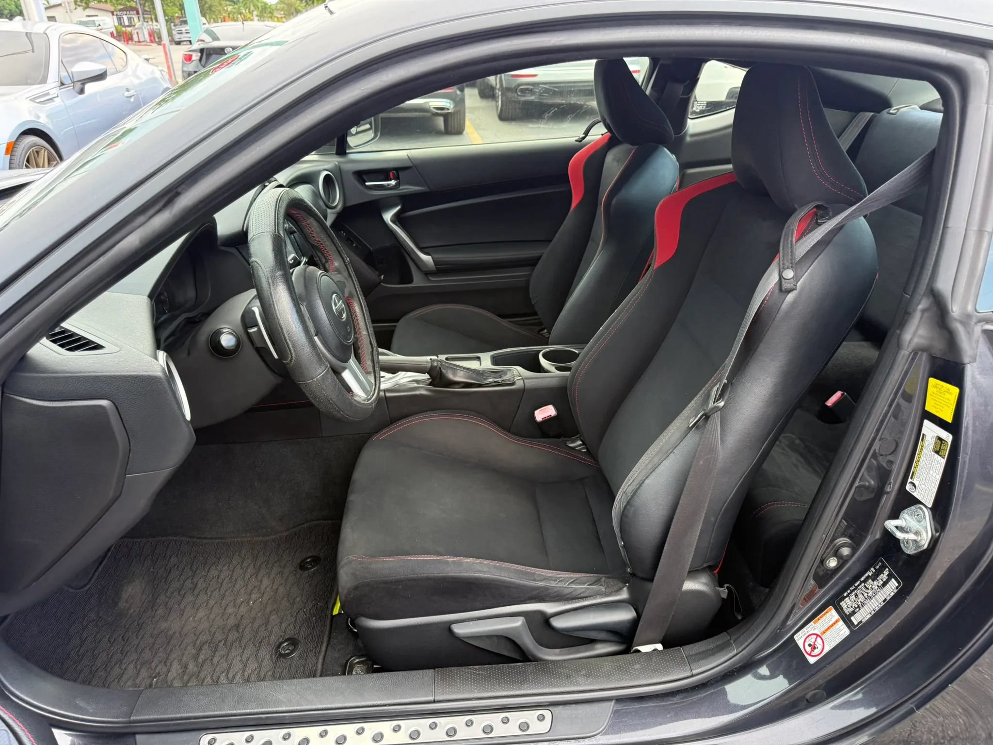 Used 2014 Scion FR-S RWD image 10