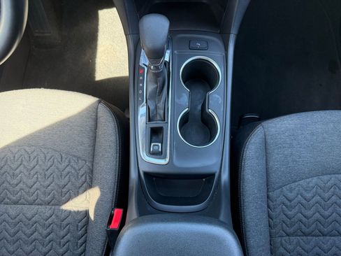 Used 2024 Chevrolet Equinox LT image 28