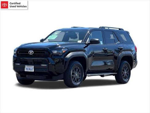Certified 2025 Toyota 4Runner SR5 AWD/4WD image 1