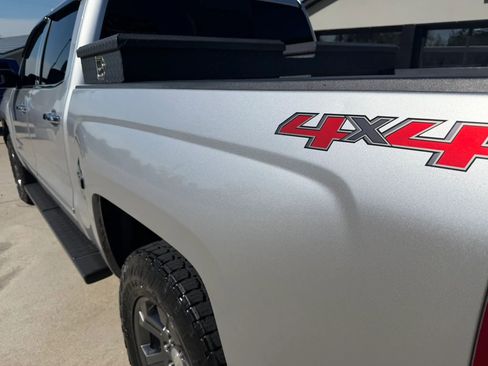 Used 2018 Chevrolet Silverado 1500 LTZ w/ LTZ Plus Package AWD/4WD image 70