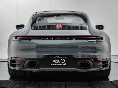 Used 2024 Porsche 911 Carrera RWD image 11