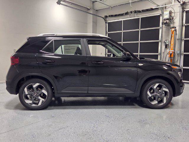 New 2026 Hyundai Venue SEL FWD image 13