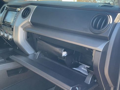 Used 2016 Toyota Tundra SR5 image 41