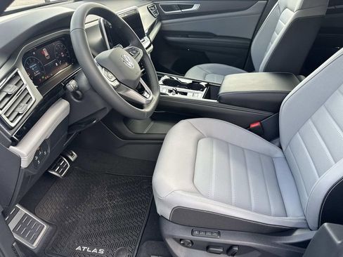 New 2026 Volkswagen Atlas Cross Sport SEL R-Line AWD/4WD image 13