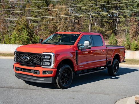 New 2026 Ford F250 XLT w/ XLT Premium Package AWD/4WD image 3