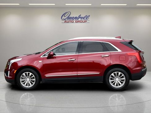 Used 2017 Cadillac XT5 Luxury w/ Driver Awareness Package AWD/4WD image 7