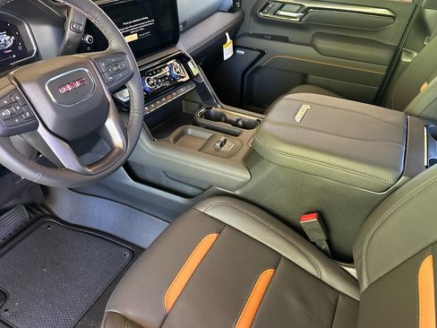 New 2026 GMC Sierra 2500 AT4 image 11