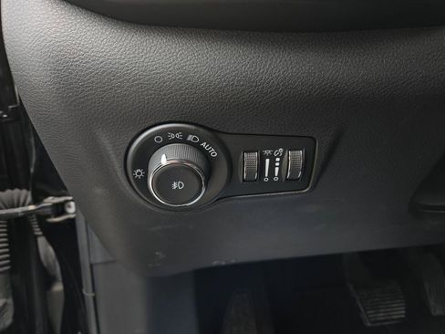 Used 2024 Jeep Compass Limited AWD/4WD image 14