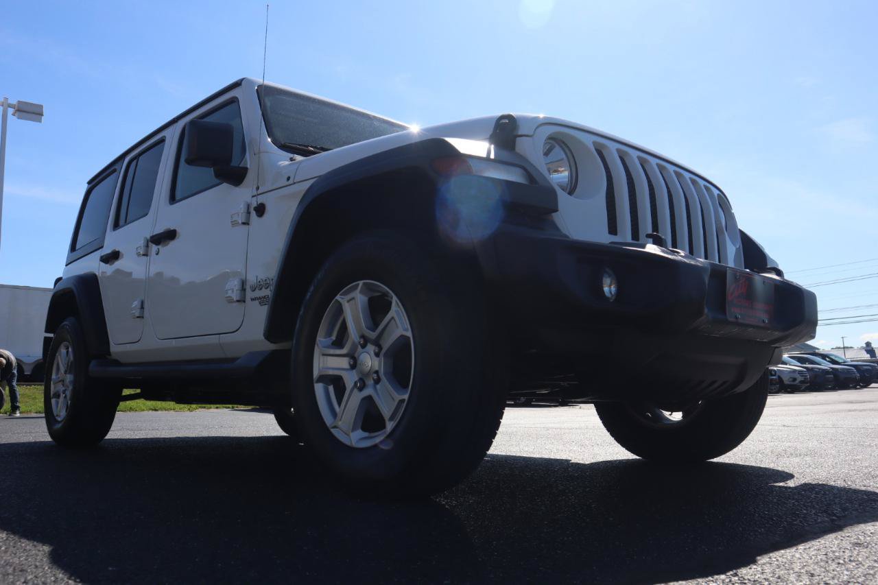 Used 2018 Jeep Wrangler Unlimited Sport S AWD/4WD image 17