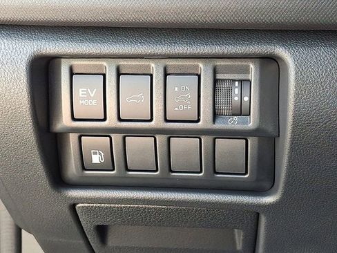 New 2025 Subaru Forester Limited image 15