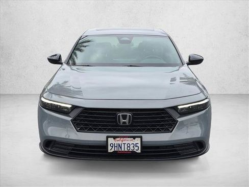 Used 2023 Honda Accord Sport image 2