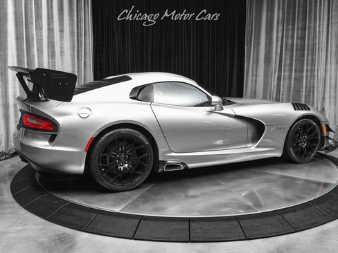 Used 2015 Dodge Viper SRT-10 RWD image 5