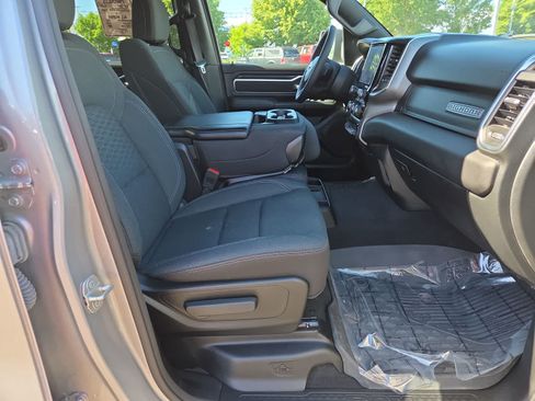 Used 2025 RAM 1500 Big Horn AWD/4WD image 22