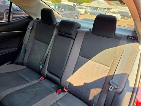 Used 2017 Toyota Corolla LE w/ Carpet Mat Package (TMS) FWD image 45