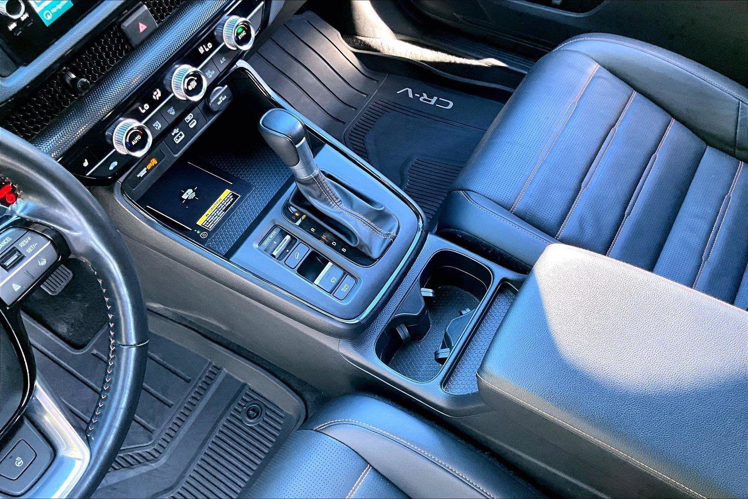 Used 2025 Honda CR-V Sport Touring image 15