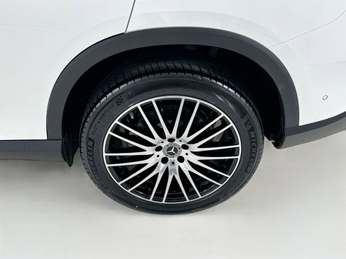 New 2026 Mercedes-Benz GLC 300 image 34