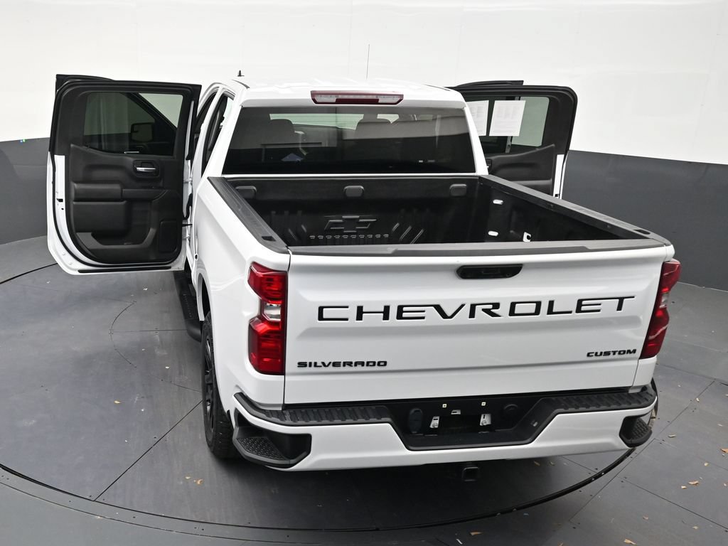 Used 2024 Chevrolet Silverado 1500 Custom w/ Turbomax Blackout Package RWD image 32