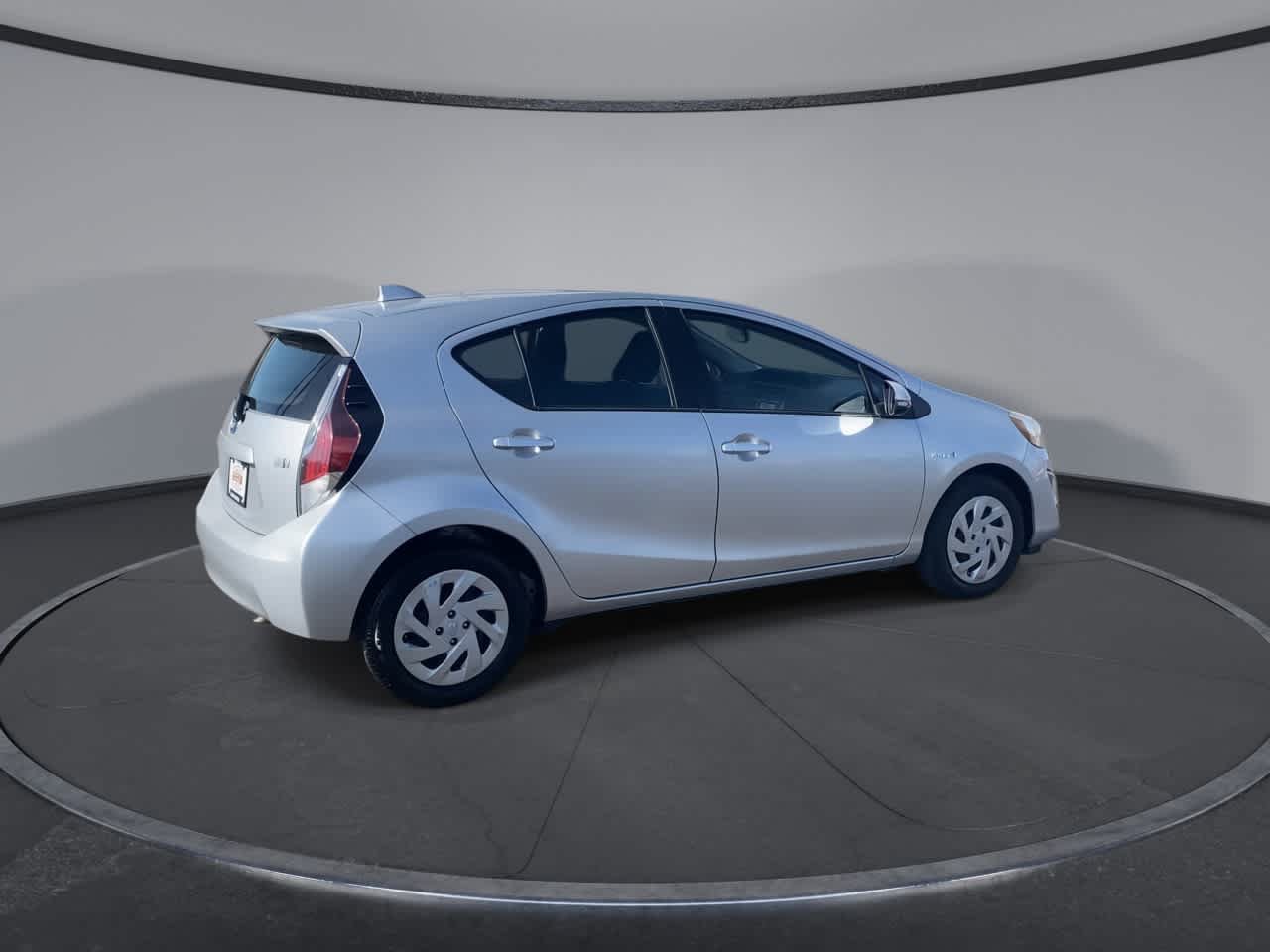 Used 2016 Toyota Prius C Two FWD image 9