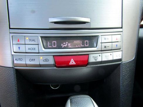 Used 2012 Subaru Legacy 2.5i Limited image 37