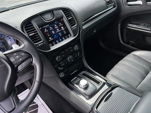 Used 2019 Chrysler 300 S w/ S Model Appearance Package RWD image 35