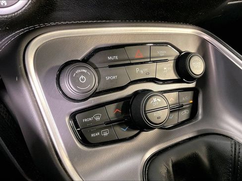 Used 2020 Dodge Challenger R/T RWD image 29