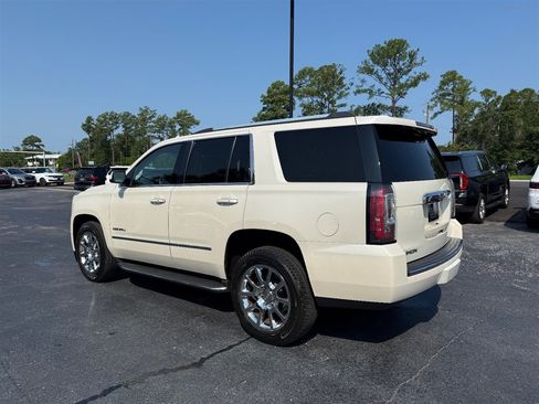 Used 2015 GMC Yukon Denali w/ Open Road Package AWD/4WD image 29