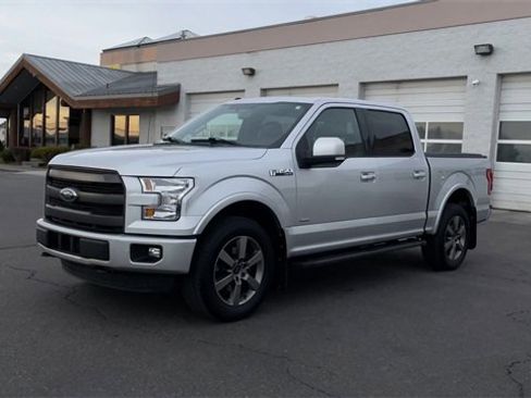 Used 2016 Ford F150 Lariat w/ Equipment Group 501A Mid image 5