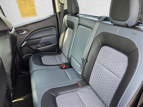 Used 2015 Chevrolet Colorado Z71 AWD/4WD image 18