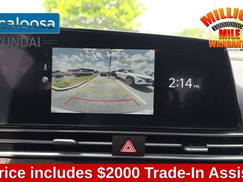 Used 2025 Hyundai Elantra Limited FWD image 20