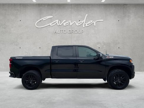 Used 2024 Chevrolet Silverado 1500 LT Trail Boss w/ LT Trail Boss Premium Package AWD/4WD image 17