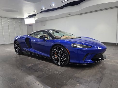 Used 2023 McLaren GT RWD image 25
