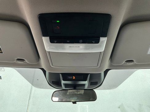 Used 2023 Nissan Rogue SV image 16