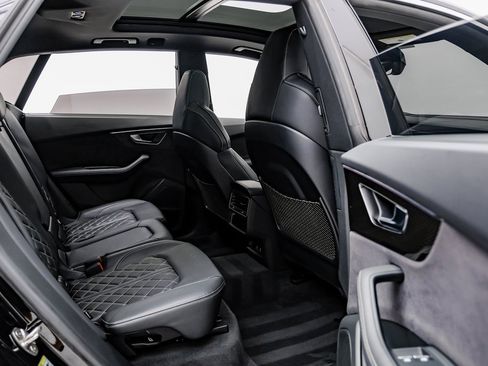 Used 2023 Audi SQ8 Prestige image 26