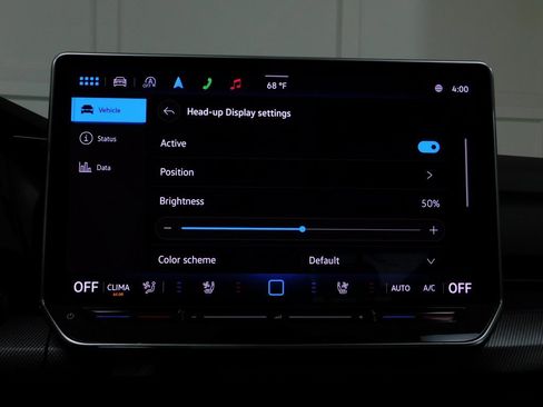 Used 2025 Volkswagen Golf image 67