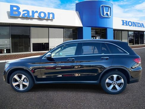 Used 2020 Mercedes-Benz GLC 300 4MATIC w/ Parking Assistance Package image 3
